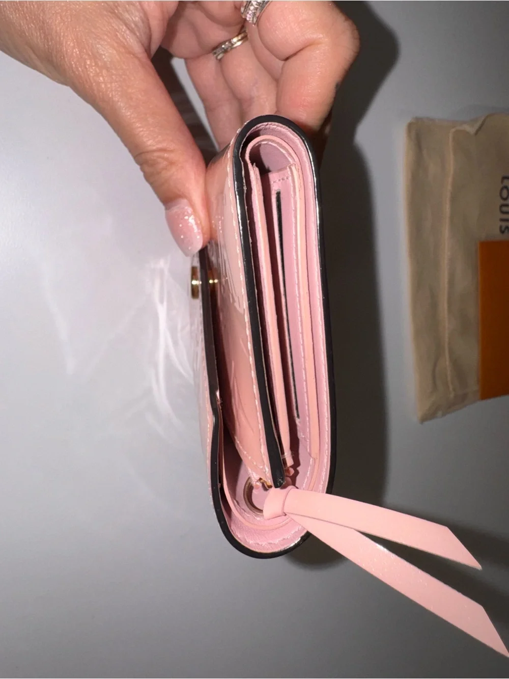 Louis Vuitton Vernis Victorine Wallet Rose Ballerine